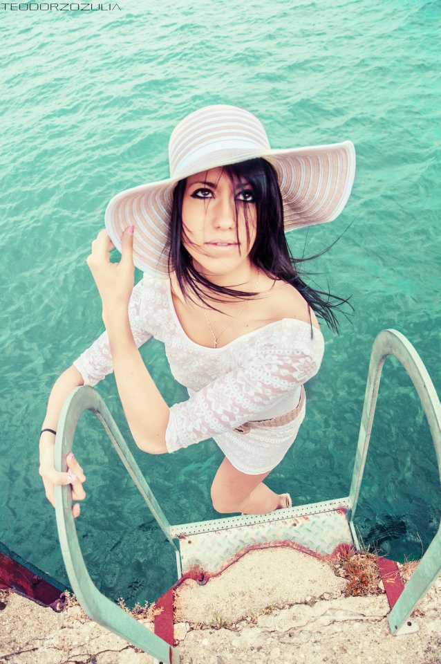 Female model photo shoot of Zhanina Avramova