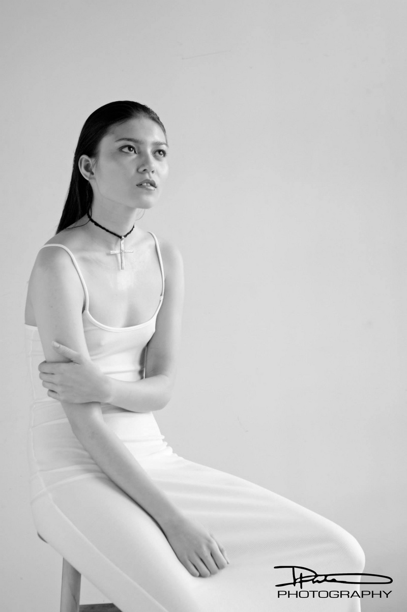 Female model photo shoot of Dessa Ray