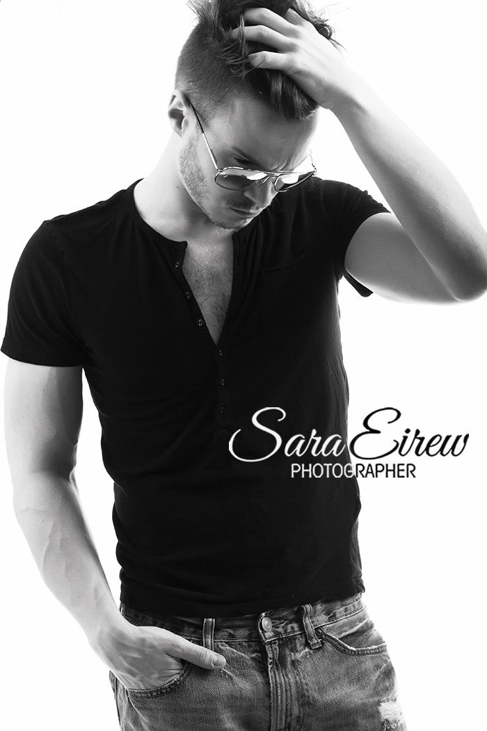 Female model photo shoot of Sara Eirew