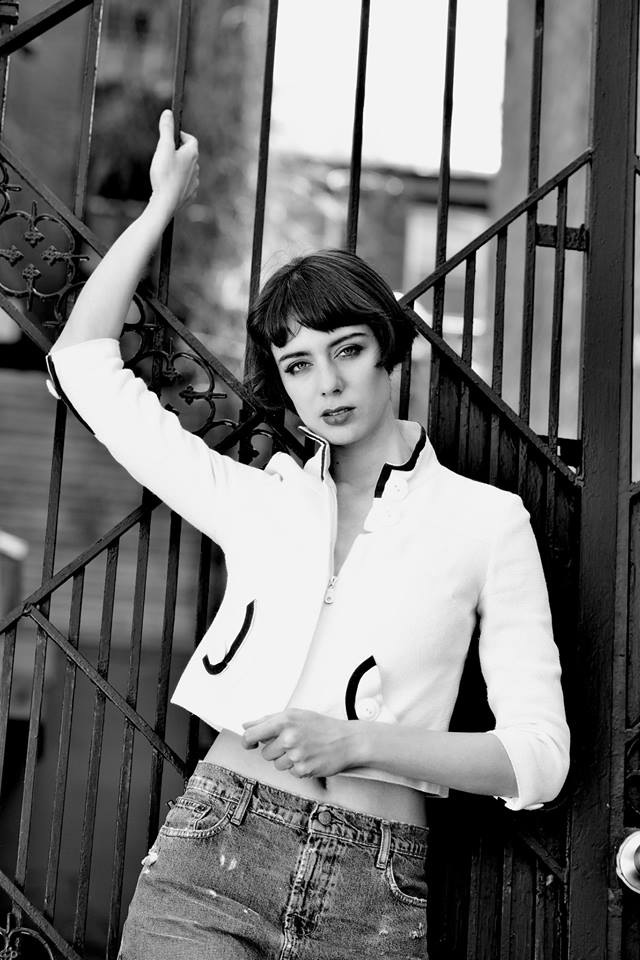 Female model photo shoot of Meredith Knox