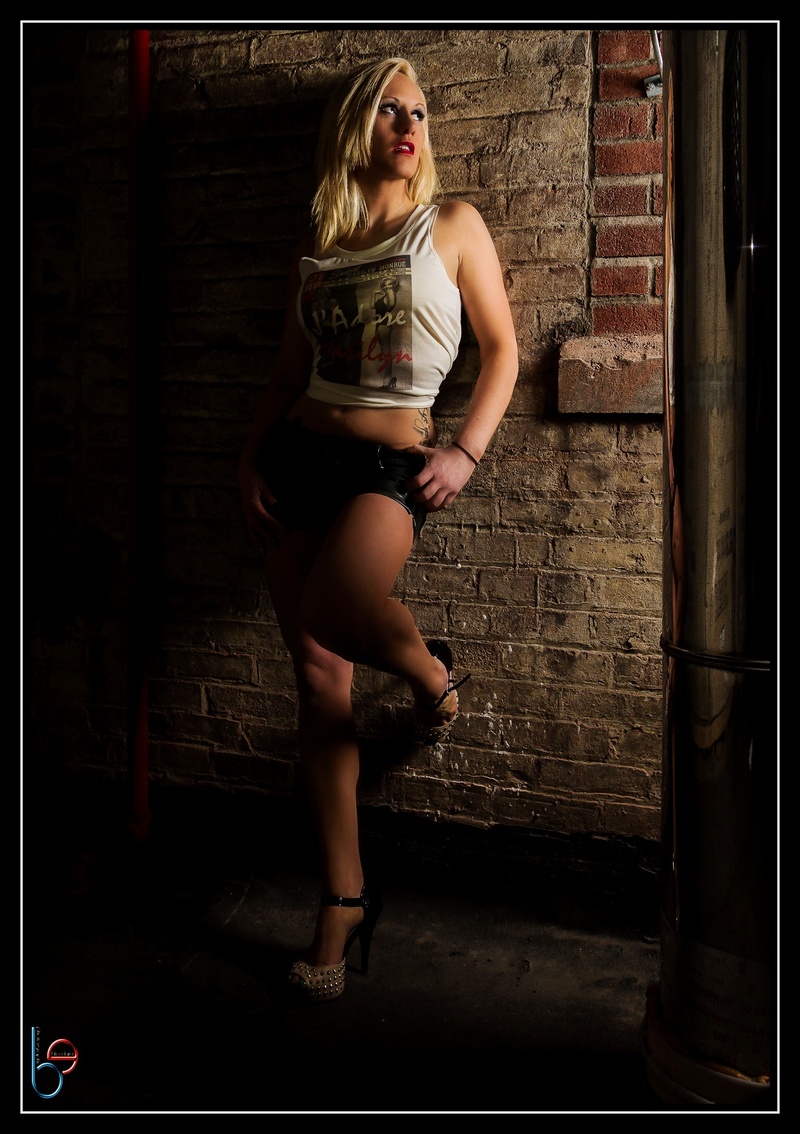 Female model photo shoot of HarleyRae by Eclairer Photography in NYC