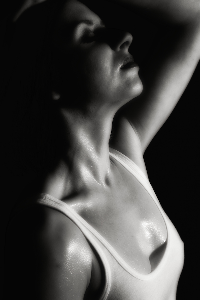 Female model photo shoot of Genevieve Cherry by PhotoRevelations