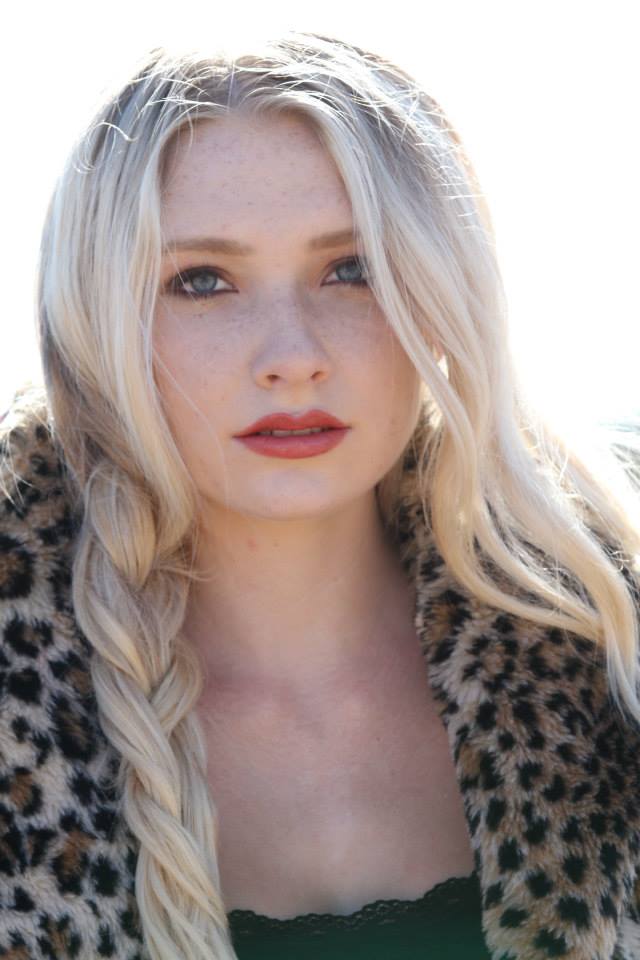 Female model photo shoot of kelseymarieclaire in Los Angeles