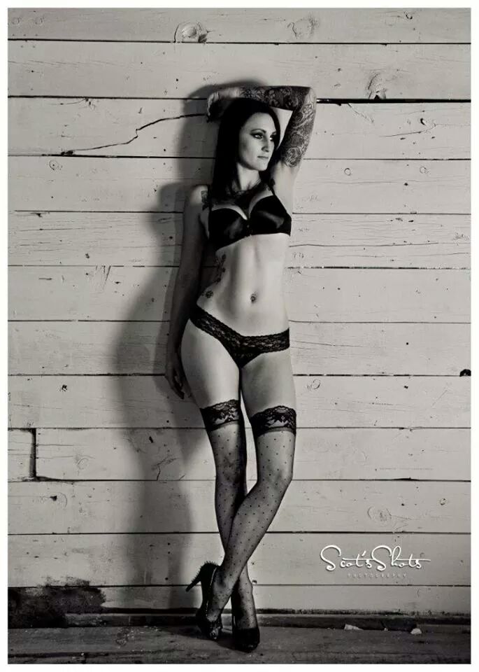 Female model photo shoot of Stefanie Ohrt 