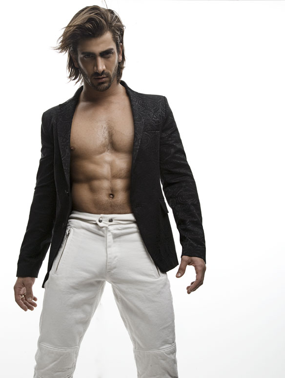 Male model photo shoot of Daniel Cifonelli