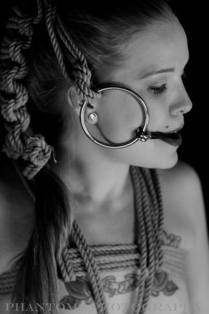 Female model photo shoot of Ravenity by Phantoms Photography