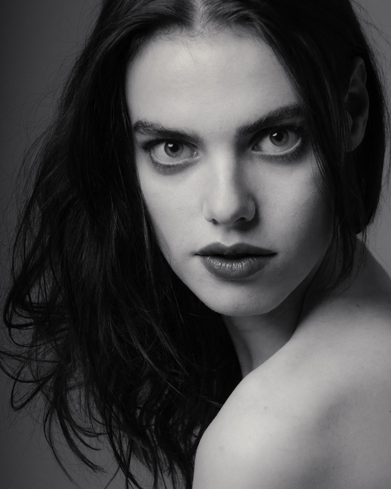 Female model photo shoot of Maria Panina, makeup by Virna makeup