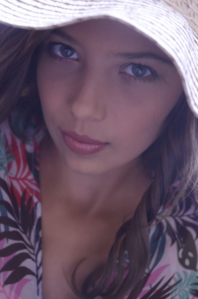 Female model photo shoot of AbbyLucas