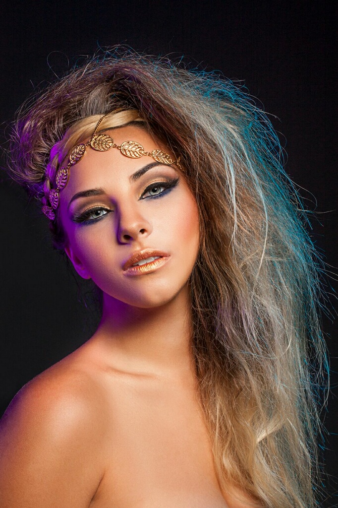 Female model photo shoot of Beauty by Briana by Juan Silva