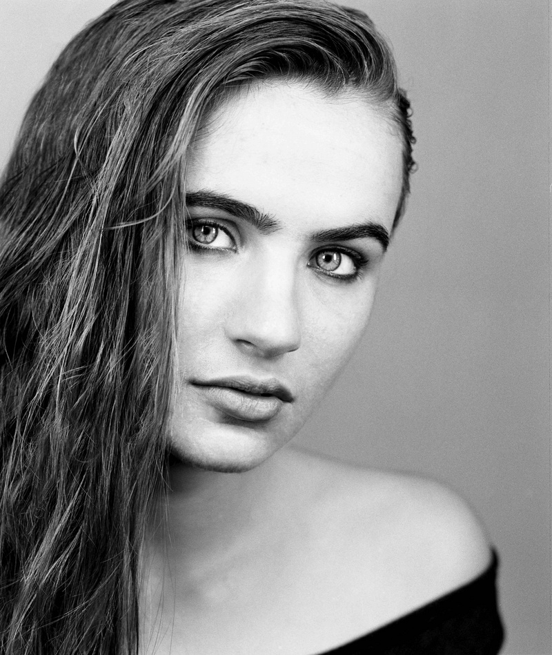 Female model photo shoot of Chloe Lucile by Pierpaolo Morra