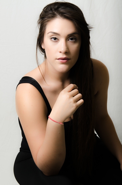 Female model photo shoot of analaau