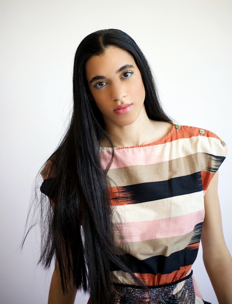 Female model photo shoot of Safikm