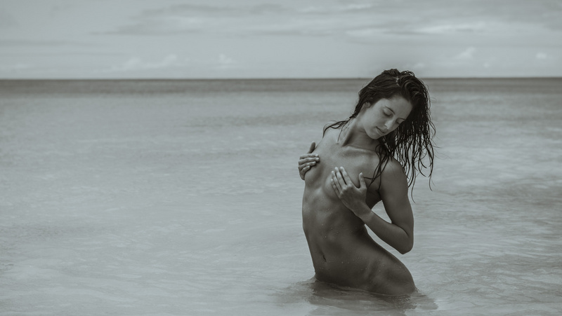 Female model photo shoot of Spina in Antigua Island Coconut Grove