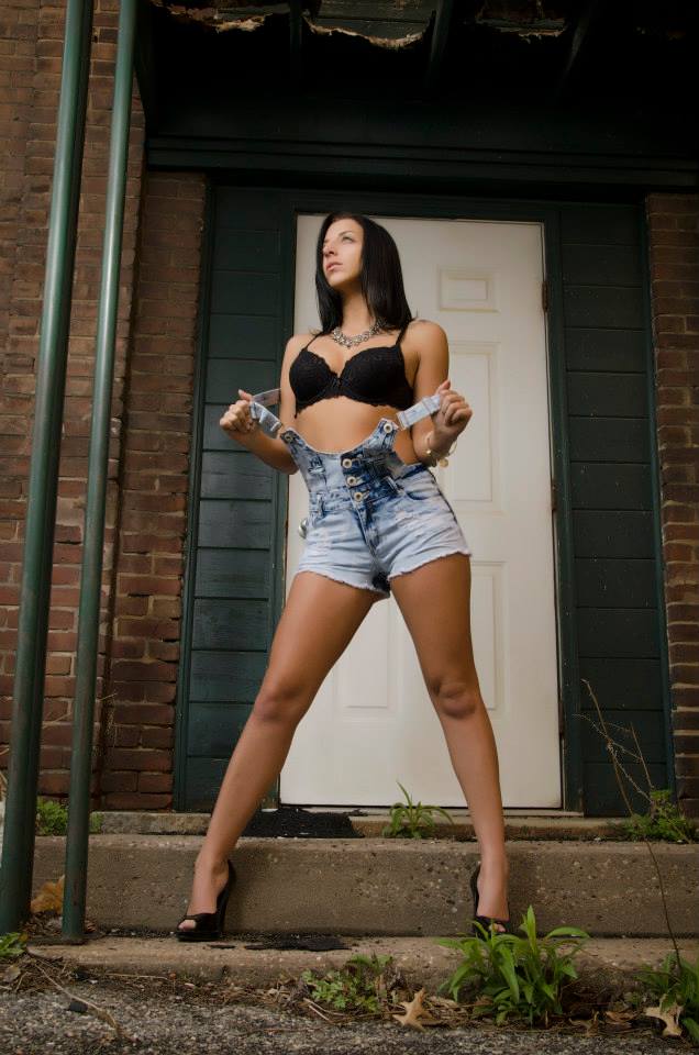 Female model photo shoot of Jessixo22 in Massachusetts