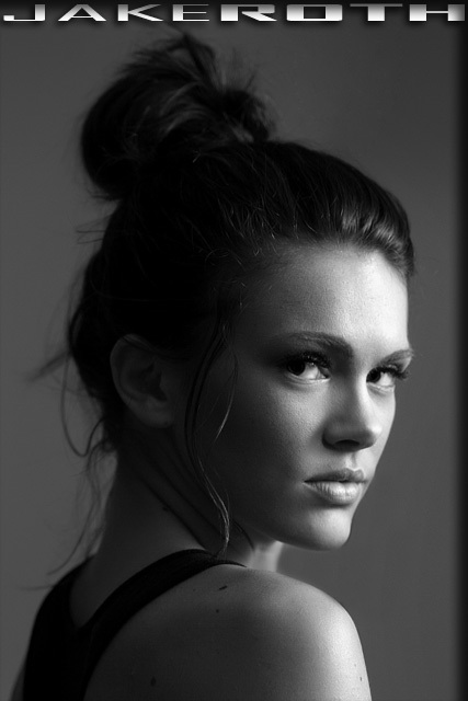 Female model photo shoot of Annalise Ryle