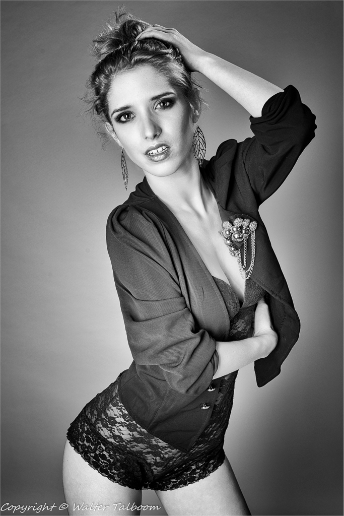 Female model photo shoot of Saar