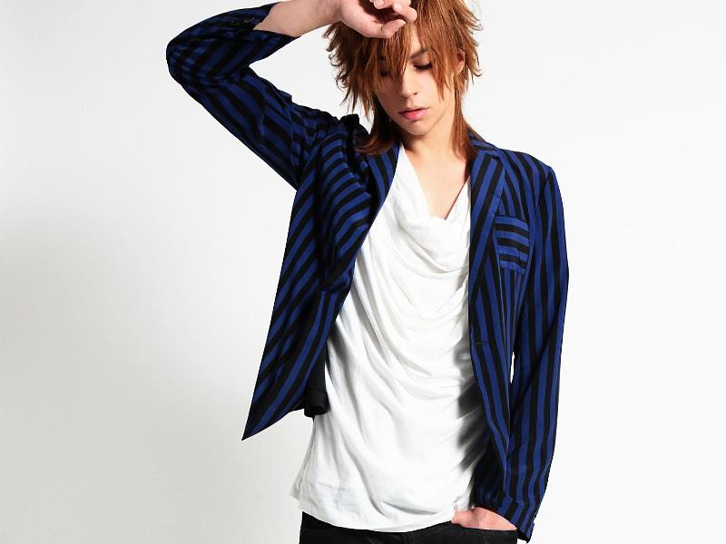 Male model photo shoot of -Shiori-