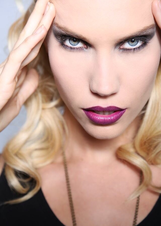 Female model photo shoot of Danielle Rotella