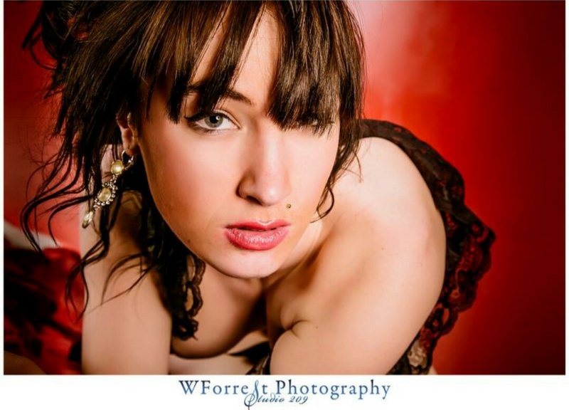 Female model photo shoot of Emma-lee Taylor Ward