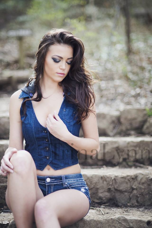 Female model photo shoot of AudraeRose in Nashville