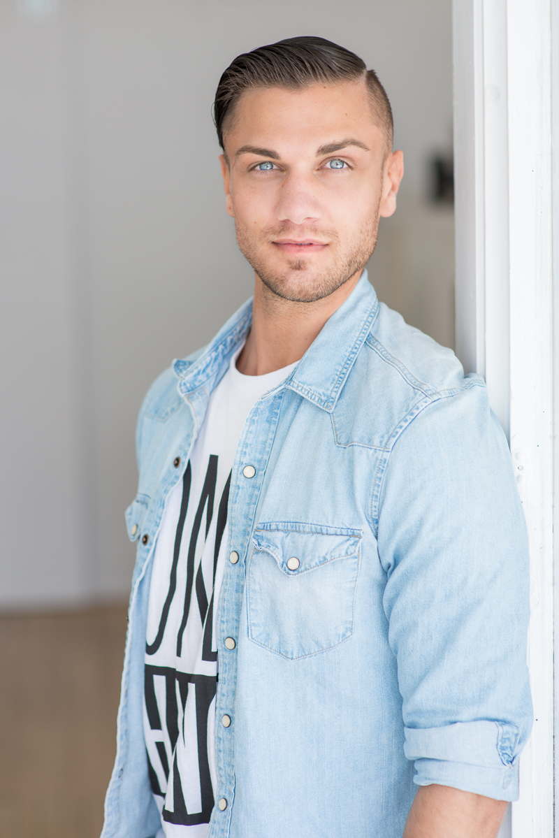Male model photo shoot of stephen hallburn