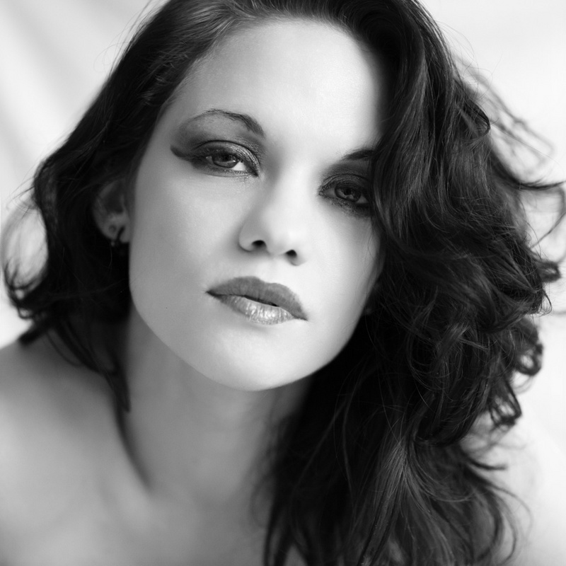 Female model photo shoot of Eros Noir in Brussels