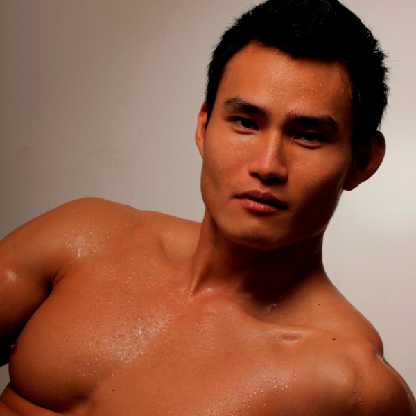 Male model photo shoot of WeeHong