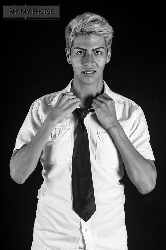 Male model photo shoot of Ricardo Zavala