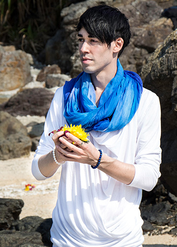 Male model photo shoot of Doni Amoris 