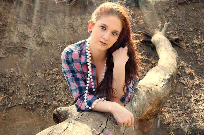 Female model photo shoot of Gabrielle Whitlow in paola ks
