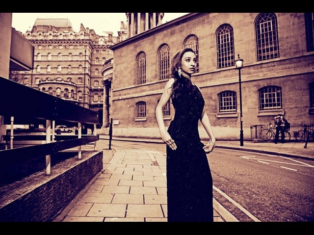 Female model photo shoot of Roumina29 in Oxford Street London