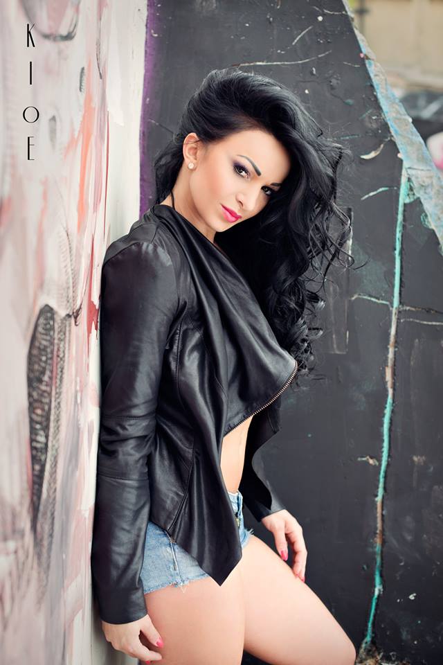 Female model photo shoot of Gosiaa in Brick Lane