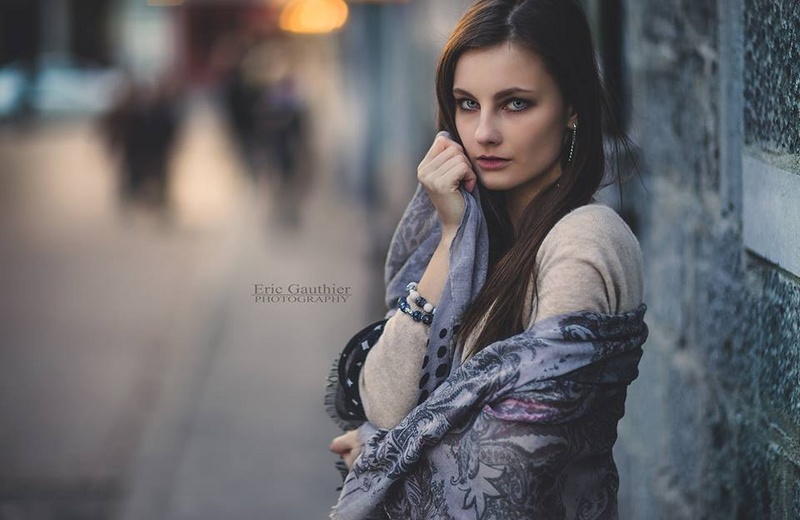 Female model photo shoot of Ekat Kukh