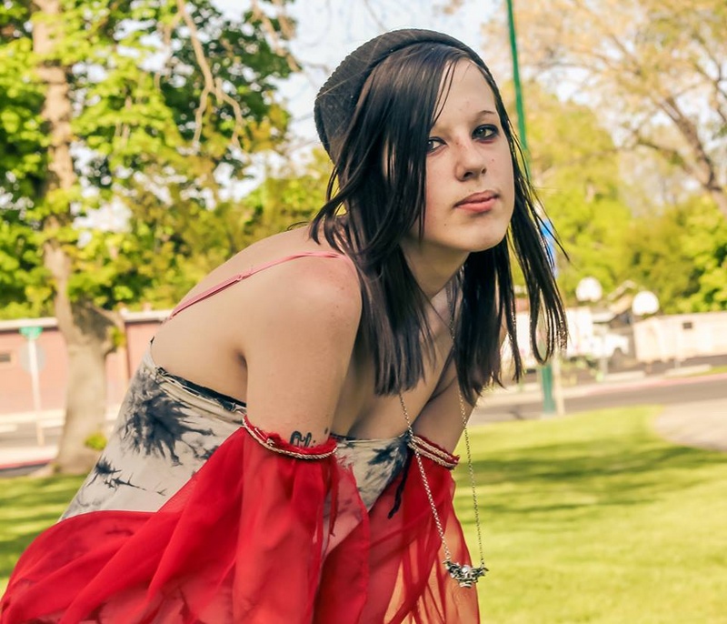 Female model photo shoot of ZaKitten in Twin Falls City Park