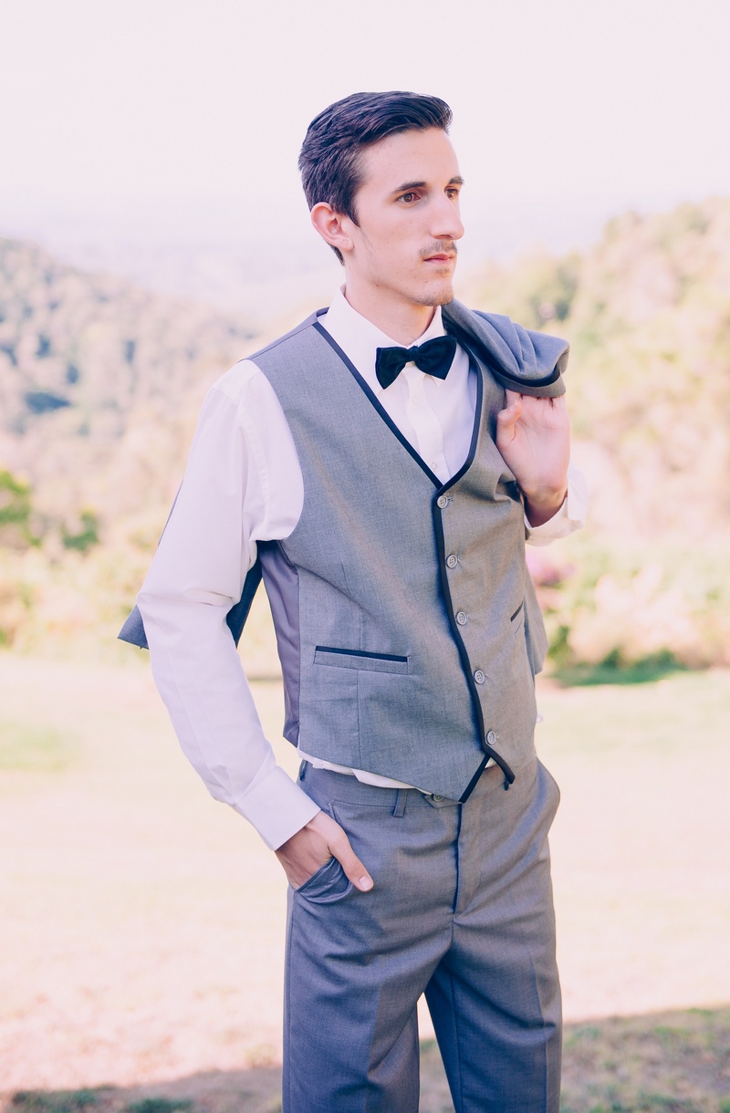 Male model photo shoot of Mike1256 in Maleny Manor