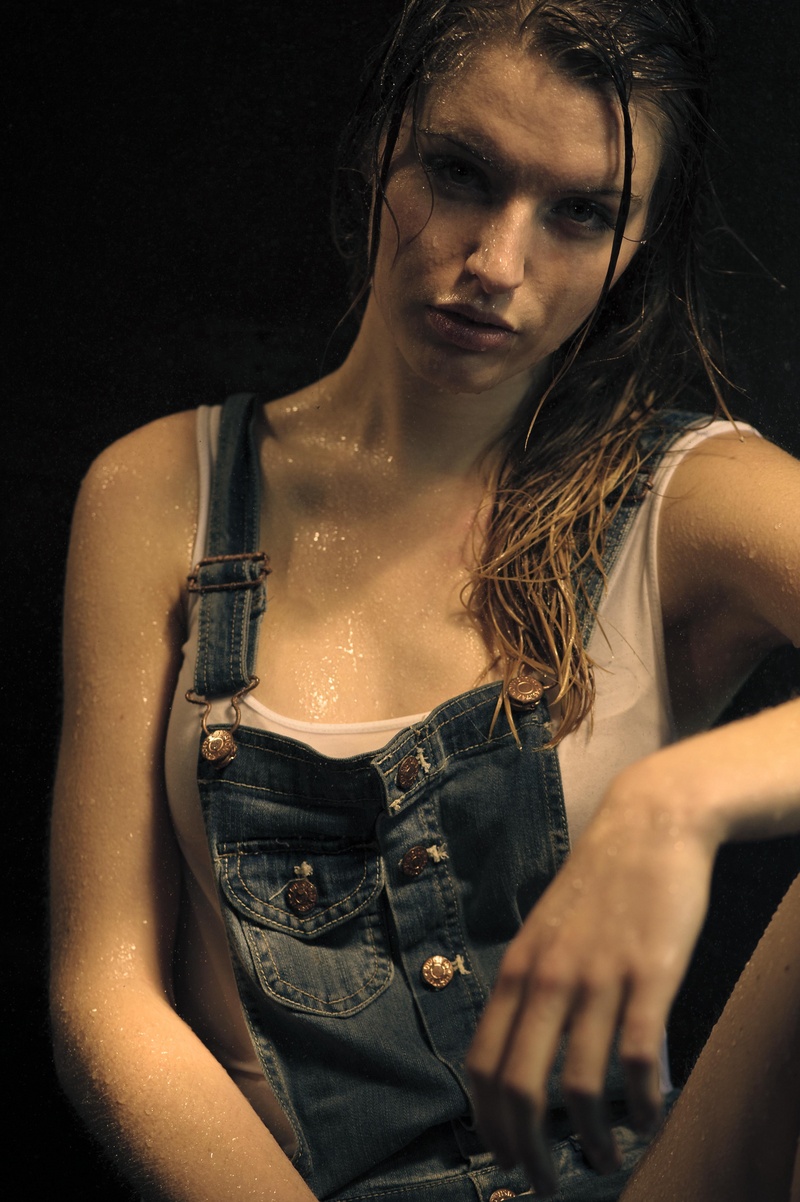 Female model photo shoot of Elena1805 by Mark Mook