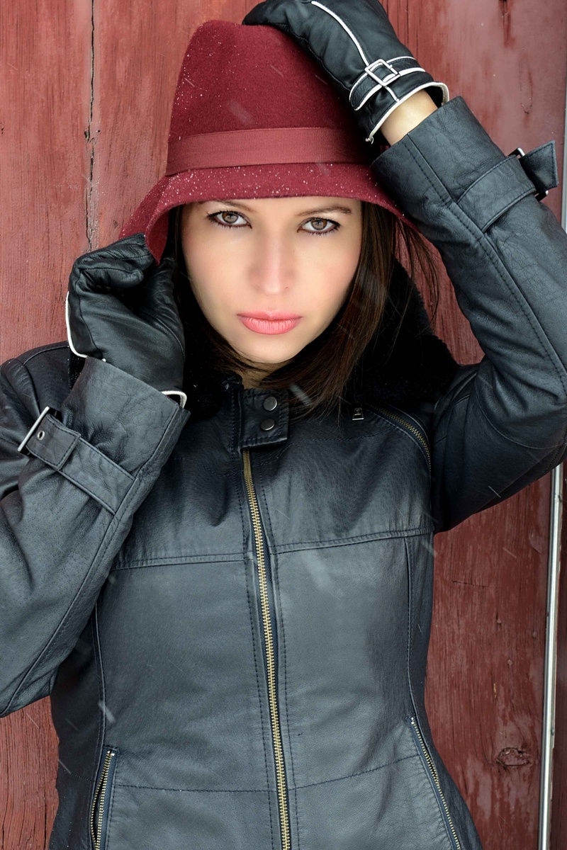 Female model photo shoot of Dana Tartau by Anthony Randall 