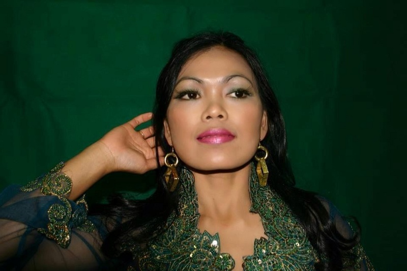 Female model photo shoot of Julia S Sukimin in London
