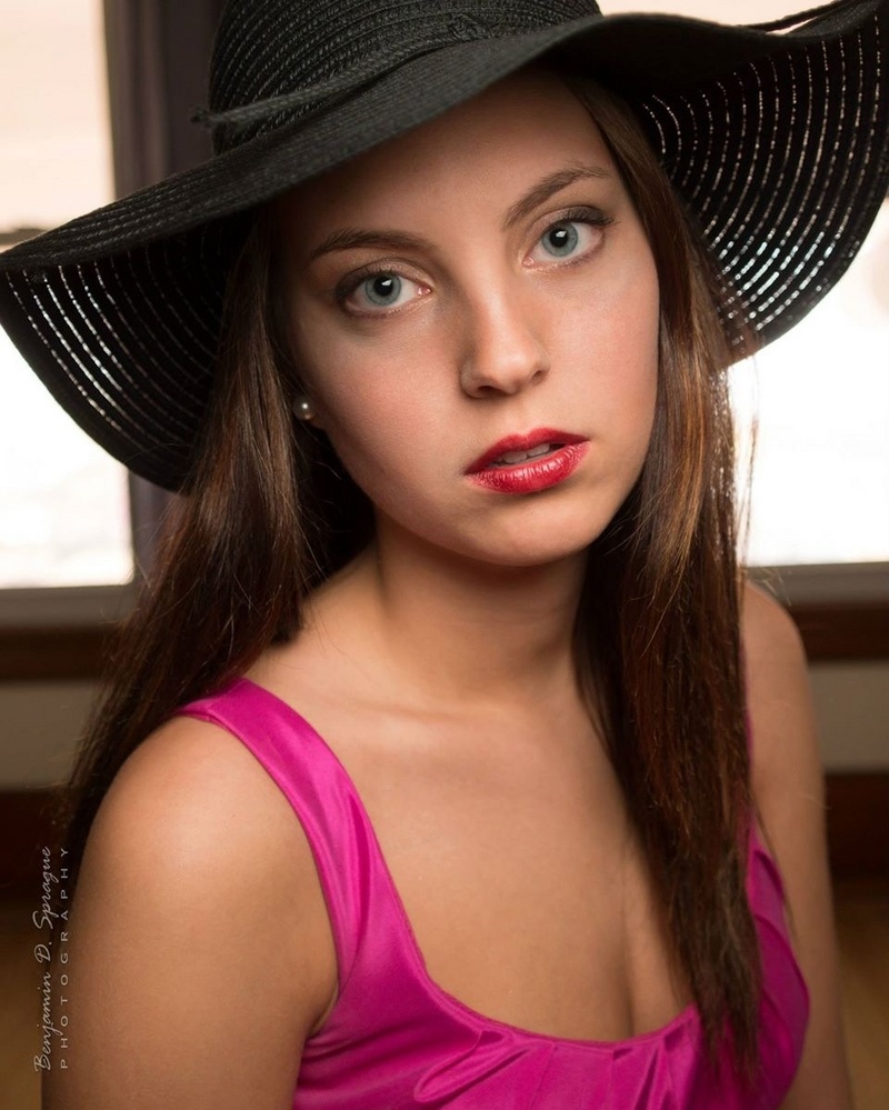 Female model photo shoot of Vayle Blue by Benjamin D Sprague