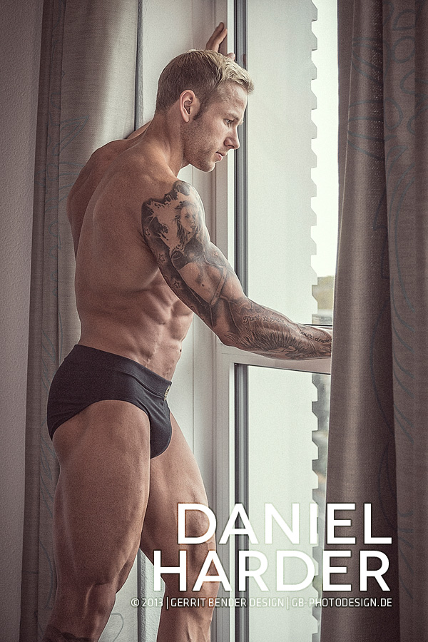 Male model photo shoot of Daniel Harder