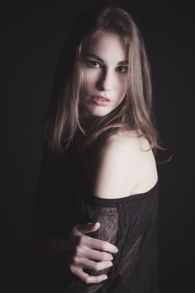 Female model photo shoot of Stephanie V in Dilbeek