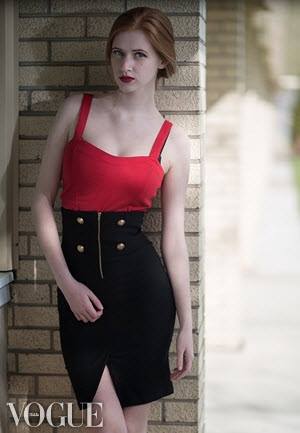 Female model photo shoot of Erin Elliott