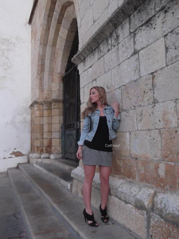 Female model photo shoot of Celeste Rodriguez in Faro