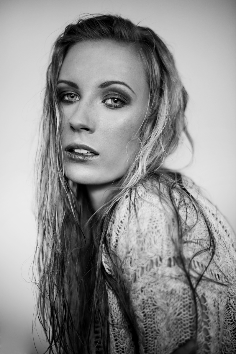 Female model photo shoot of Fotografine in Oslo