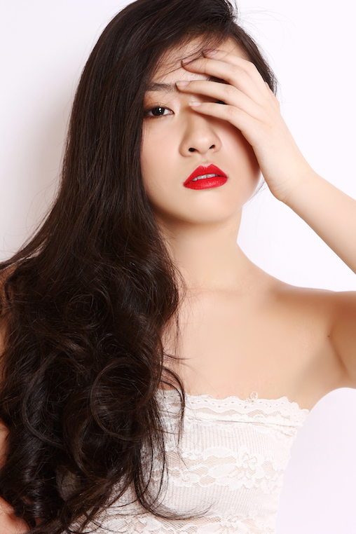Female model photo shoot of Dana Luo