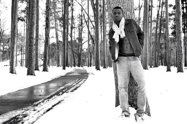 Male model photo shoot of Tevin S