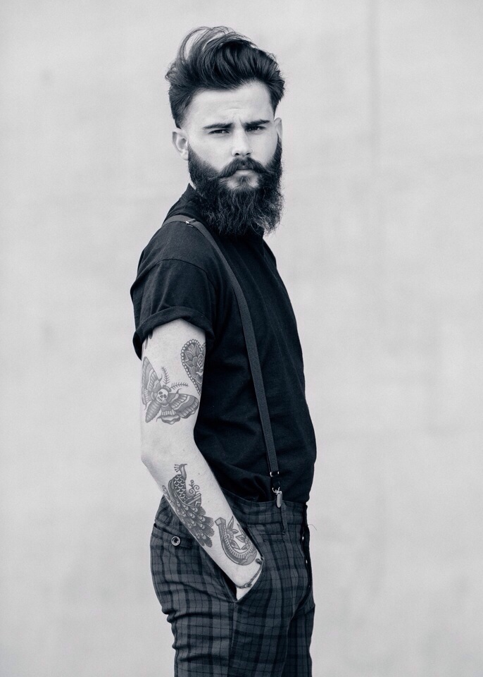 Male model photo shoot of Michael Biagioni