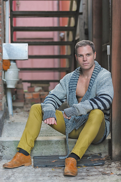 Male model photo shoot of Vinnie Hooper by searchsid