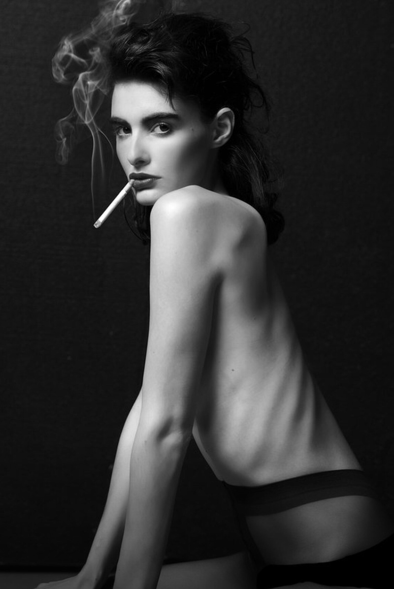 Female model photo shoot of Carmen Adriana
