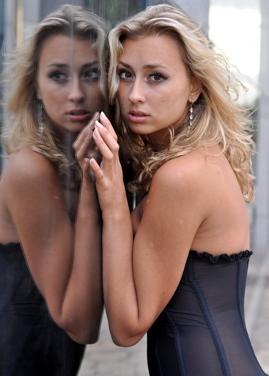 Female model photo shoot of Zoe Klinton in Riga